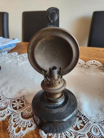 Vintage Messing Olielamp beschikbaar voor biedingen