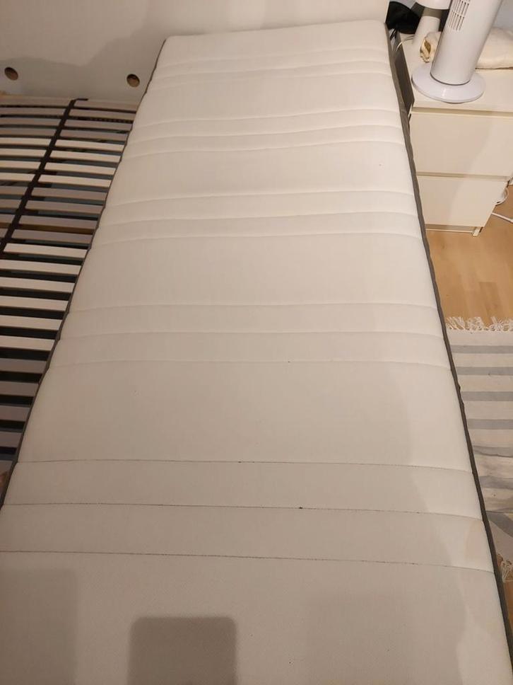 Ikea matras 80x200cm + topper, Huis en Inrichting, Slaapkamer | Matrassen en Bedbodems, Gebruikt, 80 cm, 200 cm, Eenpersoons, Ophalen