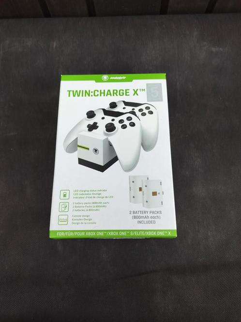 Snakebyte Twin:Charge X – Oplaadstation Xbox Controlle, Spelcomputers en Games, Spelcomputers | Xbox | Accessoires, Nieuw, Xbox One