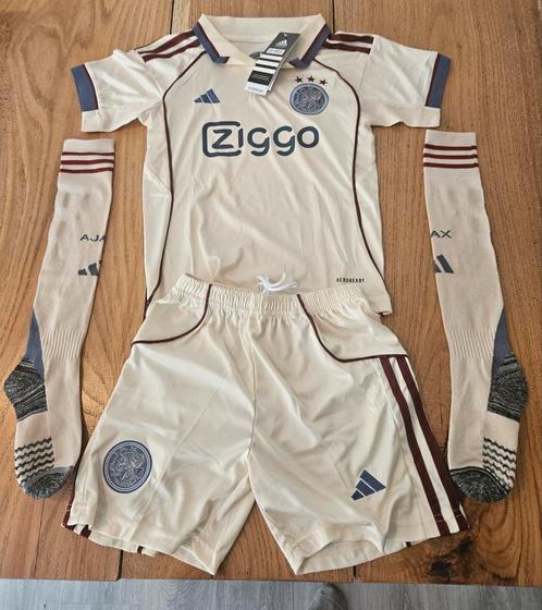 Ajax 3rde uitshirt kinderen 2025 / 2026, Sport en Fitness, Voetbal, Nieuw, Shirt, Maat XS of kleiner, Ophalen of Verzenden