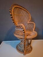 Pauwenstoel rotan stoel voor pop of plant vintage 38 cm, Huis en Inrichting, Ophalen of Verzenden, Gebruikt