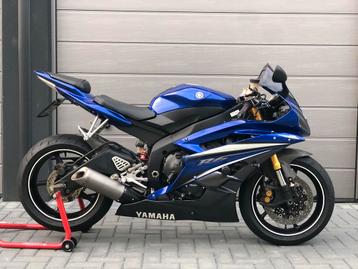 Yamaha R6 | Snelgas | Cat Delete | QuickShifter | 35kw beschikbaar voor biedingen