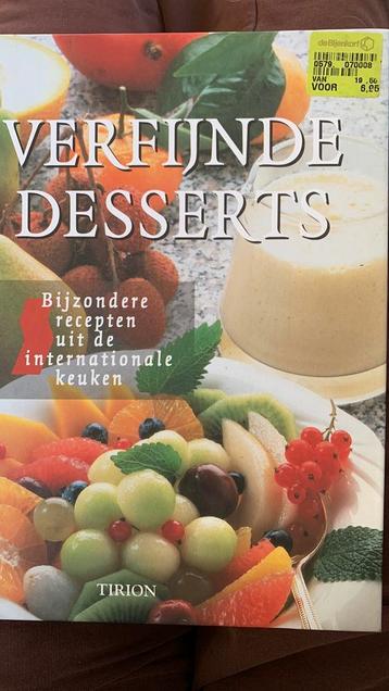 Kookboek. Verfijnde desserts beschikbaar voor biedingen