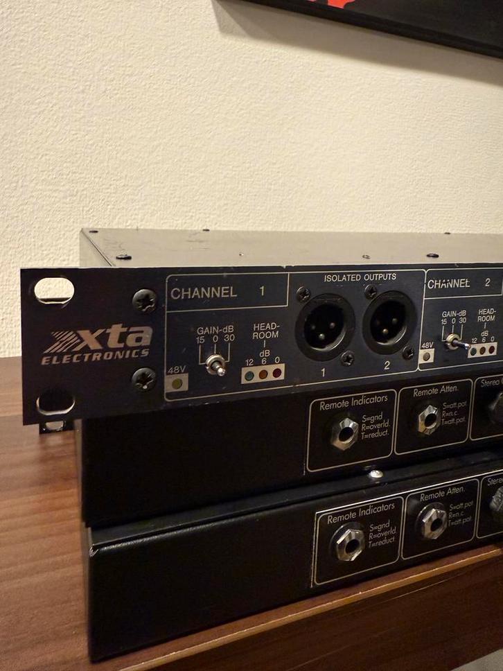 XTA DS400 Microfoon Splitter/Isolator, Audio, Tv en Foto, Versterkers en Receivers, Gebruikt, Ophalen of Verzenden