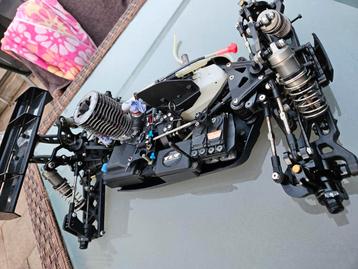 Losi Eight Nitro Buggy met werk beschikbaar voor biedingen