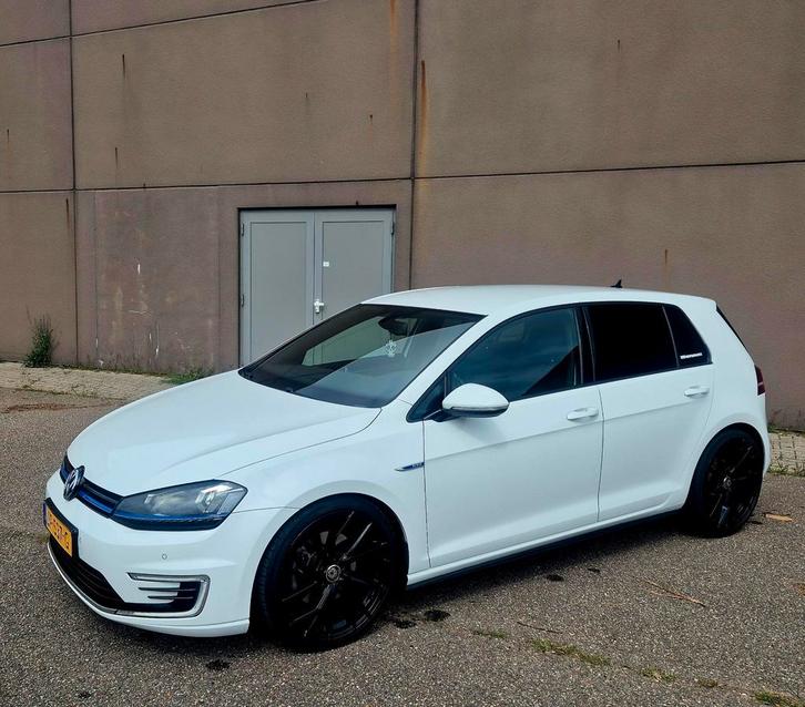 Golf 1.4  GTE  phev 2016 orgineel nl, nap en 3e eigenaar, Auto's, Volkswagen, Particulier, Golf, ABS, Airbags, Airconditioning