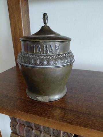 Oude Tabakspot van Brons beschikbaar voor biedingen