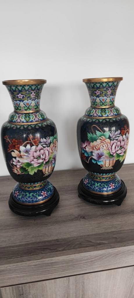 Paar cloisonnévazen, Antiek en Kunst, Antiek | Vazen, Ophalen of Verzenden