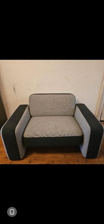 Palau fauteuil loveseat etalage showroom topmodel nieuwstaat beschikbaar voor biedingen
