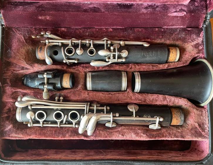 Selmer balanced tone kkarinet 1951-Opknapper, Muziek en Instrumenten, Blaasinstrumenten | Klarinetten, Gebruikt, Bes-klarinet