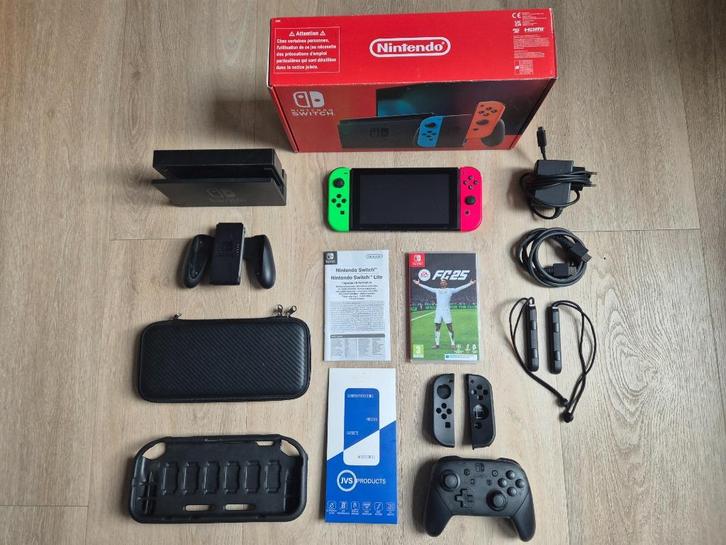 Nintendo Switch V2 met spellen en alle accessoires + extra!, Spelcomputers en Games, Spelcomputers | Nintendo Switch, Zo goed als nieuw