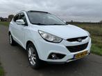 Hyundai ix35 2.0i i-Catcher NAVI/LEER/PANODAK/CRUISE/AUTOMAA, Zwart, 4 cilinders, Wit, Bedrijf