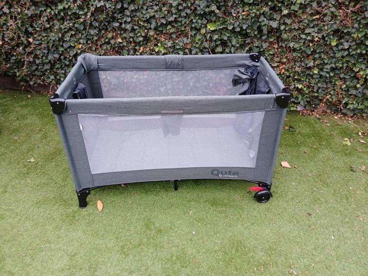 Kinderbedje / Reisbedje - weinig gebruikt, Kinderen en Baby's, Boxen, Gebruikt, Rechthoekig, Ophalen