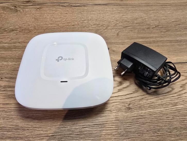 TP-Link EAP245 Wifi Access Point, Computers en Software, Accesspoints, Zo goed als nieuw, Ophalen of Verzenden