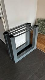 Robuuste industriële tafelpoten te koop, Ophalen