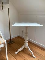 Bijzettafel. Model Wijntafel, Huis en Inrichting, Tafels | Bijzettafels, Minder dan 55 cm, Gebruikt, Ovaal, Hout