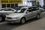 Volvo V40 1.8 Europa Airco, Cruise Control, Stuurbekrachtigi, Auto's, Voorwielaandrijving, 65 €/maand, Stof, Gebruikt