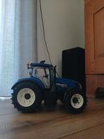New Holland Bruder trekker, Ophalen, Zo goed als nieuw