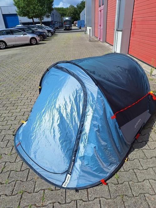 Quechua tent, 2 persoons, Model jaar 2025, Caravans en Kamperen, Tenten, tot en met 2, Zo goed als nieuw, Ophalen of Verzenden