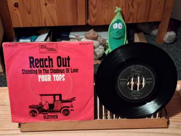 Four Tops-Reach out/Standing in the shadow of love(776) 3,- beschikbaar voor biedingen