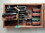 Vintage blikken opwindbaar trein set, Overige merken, Gelijkstroom of Wisselstroom, Ophalen of Verzenden, Analoog