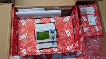 Nieuw in Doos: Carlo Gavazzi EM24 Energiemeter (7 stuks) beschikbaar voor biedingen