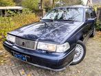 Volvo 960 3.0 I 24V Ambassador line AUT 1994 1e eigenaar, Auto's, Volvo, Achterwielaandrijving, Zwart, 700 kg, Blauw