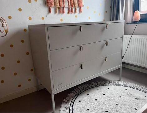 Commode Kidsmill, Kinderen en Baby's, Kinderkamer | Commodes en Kasten, Gebruikt, Commode, 90 tot 105 cm, 100 cm of meer, 50 tot 70 cm