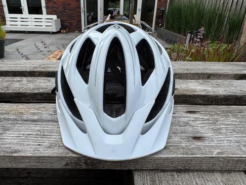Fietshelm kind wit, Fietsen en Brommers, Fietsaccessoires | Fietshelmen, Gebruikt, Jongen of Meisje, XS, Ophalen
