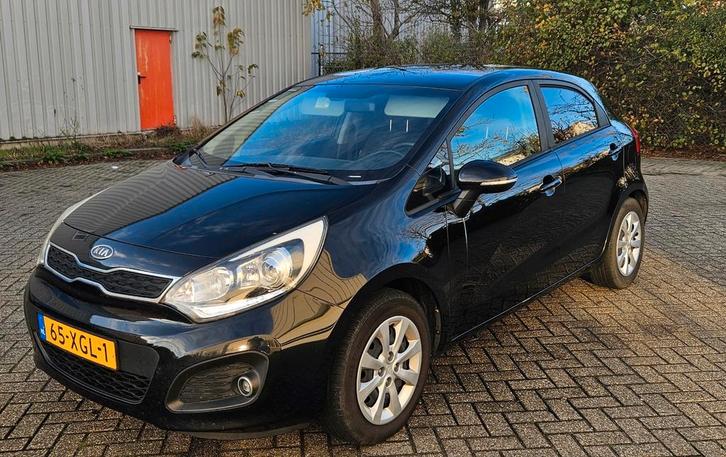 Kia Rio 1.1 Crdi 5DRS 2012 Zwart verstuiver probleem, Auto's, Kia, Particulier, Rio, ABS, Airbags, Airconditioning, Alarm, Bluetooth