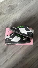 Nike SB “panda pigeon” EU41 US8, Nike SB, Zwart, Ophalen of Verzenden, Sneakers of Gympen