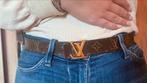 LV Riem Reversible Monogram 80cm louis vuitton, Kleding | Dames, Riemen en Ceinturen, 80 tot 90 cm, 3 tot 5 cm, Louis Vuitton