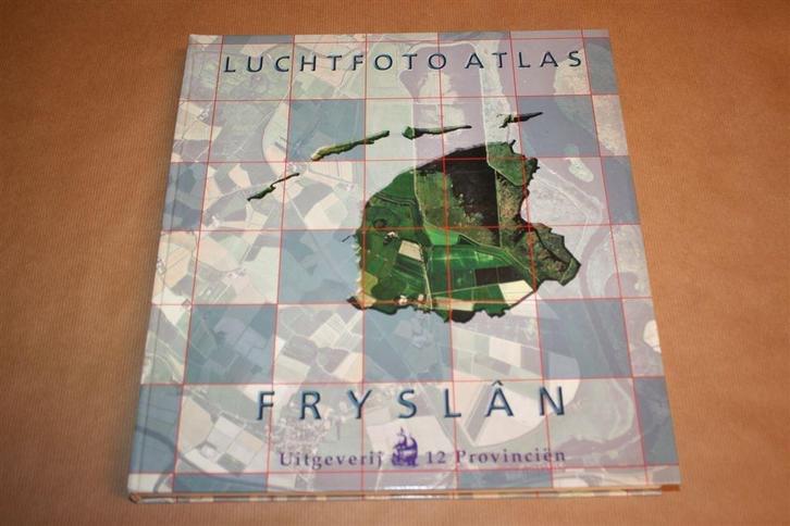 Dikke pil. Luchtfoto Atlas Provincie Fryslân., Boeken, Geschiedenis | Stad en Regio, Zo goed als nieuw, Ophalen of Verzenden