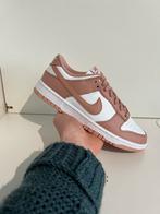 Nike dunk low Rose Whisper maat 39, Kleding | Dames, Schoenen, ., Nike, Nieuw, Ophalen of Verzenden