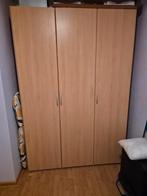 Drie deurs linnenkast  moet dit weekend weg zijn 24 nov, Huis en Inrichting, Ophalen, 200 cm of meer, 150 tot 200 cm, Zo goed als nieuw
