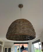 Hanglamp van vergrijsd riet, Ophalen of Verzenden, Zo goed als nieuw, Hout, 50 tot 75 cm