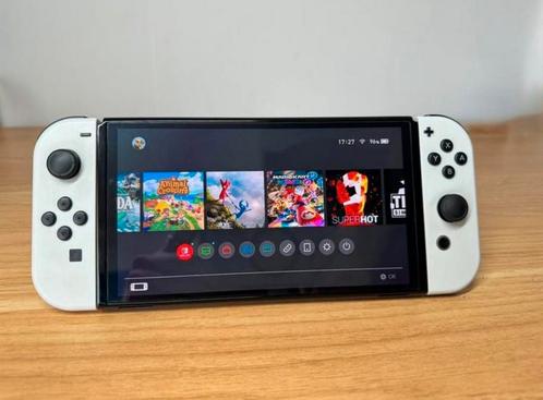 Nintendo Switch OLED - als nieuw, Spelcomputers en Games, Games | Nintendo Switch, Gebruikt, Overige genres, 1 speler, Vanaf 3 jaar