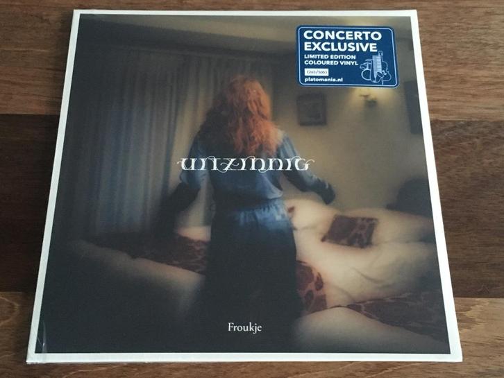 Vinyl EP 10" Froukje Uitzinnig GENUMMERD BLAUW NIEUW ( S10 ), Cd's en Dvd's, Vinyl | Nederlandstalig, Nieuw in verpakking, Pop