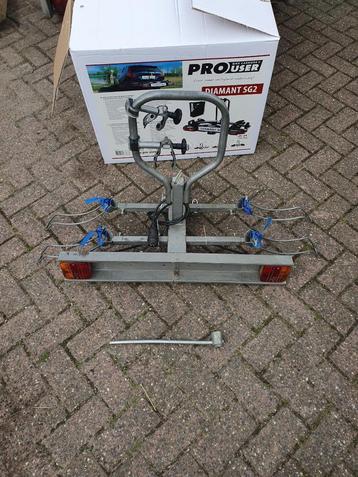 Stevige fietsendrager voor 2 fietsen instelbaar & kantelbaar beschikbaar voor biedingen