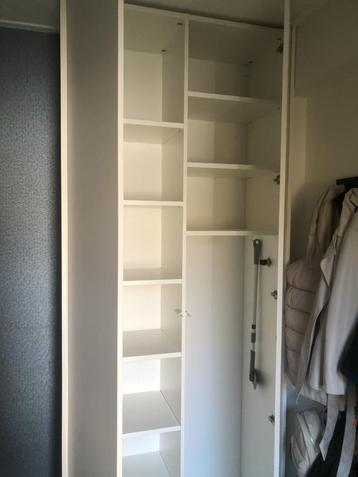 schoenen kast beschikbaar voor biedingen