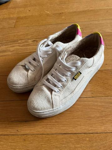 Zwarte Cross 2024 schoenen maat 40 beschikbaar voor biedingen