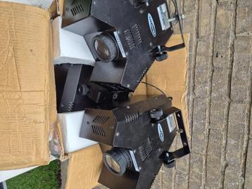 3 x Bat 1 Digital beschikbaar voor biedingen