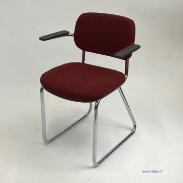 5 buisframe stoelen van AHREND DE CIRKEL beschikbaar voor biedingen