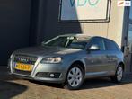 Audi A3 1.6 Ambition Pro Line | Stoelverwarming | PDC, Voorwielaandrijving, 1160 kg, Gebruikt, Zwart