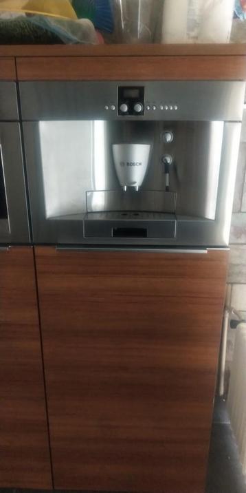 BOSCH  inbouw NIEUWE KOFFIE MACHINE NOOIT GEBRUIKT beschikbaar voor biedingen