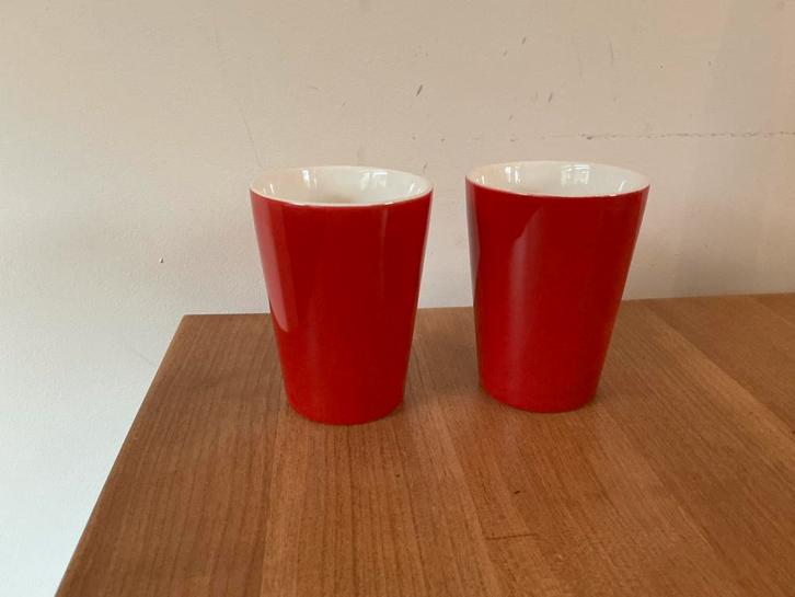 2 rode bekers - Hema Ceramic Premier, Huis en Inrichting, Keuken | Servies, Zo goed als nieuw, Overige typen, Overige stijlen