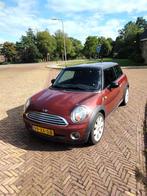Mini 1.6 16V Cooper  Chili 2007 Rood ,rijd zeer goed, Auto's, Mini, Voorwielaandrijving, Stof, 4 cilinders, 4 stoelen