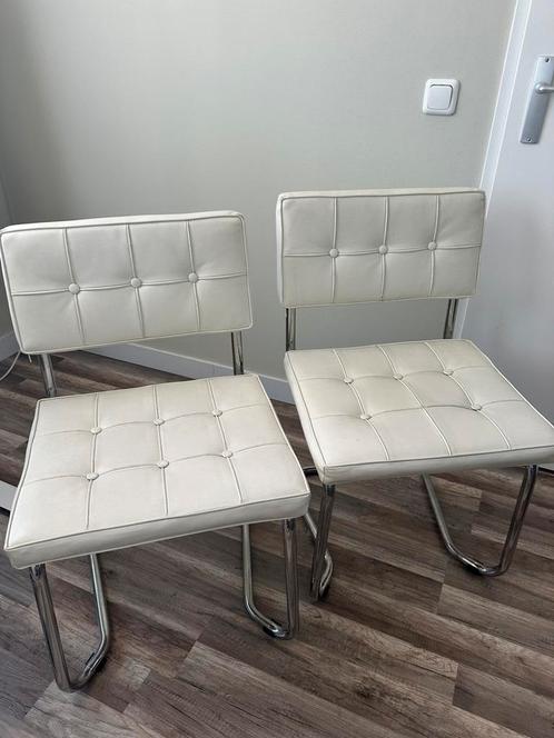 Set of 2 Vintage-Style Chrome & Leather Chairs, Huis en Inrichting, Stoelen, Zo goed als nieuw, Wit, Ophalen