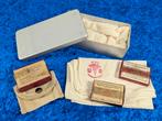 Amerikaans medisch doosje WW2 - 1943, Ophalen of Verzenden, Gebruikt, Sigarenbandjes