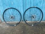 DT Swiss E 1800 SPLINE 23 Center Lock Disc Wheelset - 700c, Ophalen of Verzenden, Zo goed als nieuw, Racefiets, Wiel